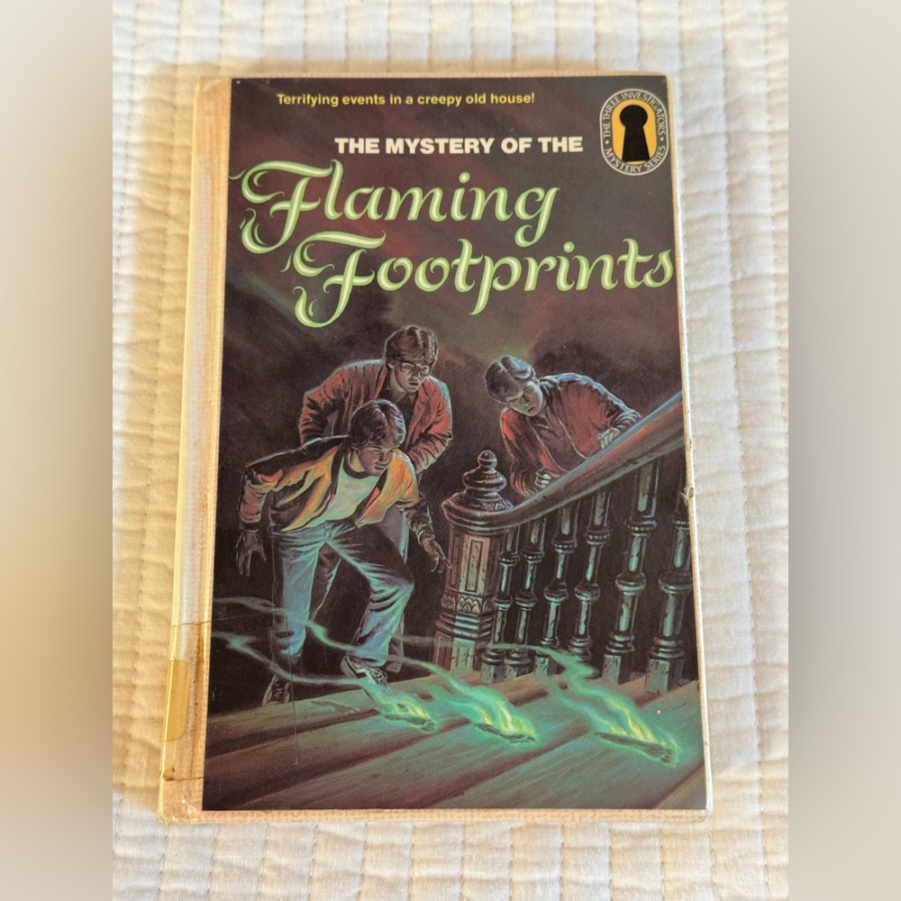 Alfred Hitchcock The Three Investigators Mystery of The Flaming Footprints HC